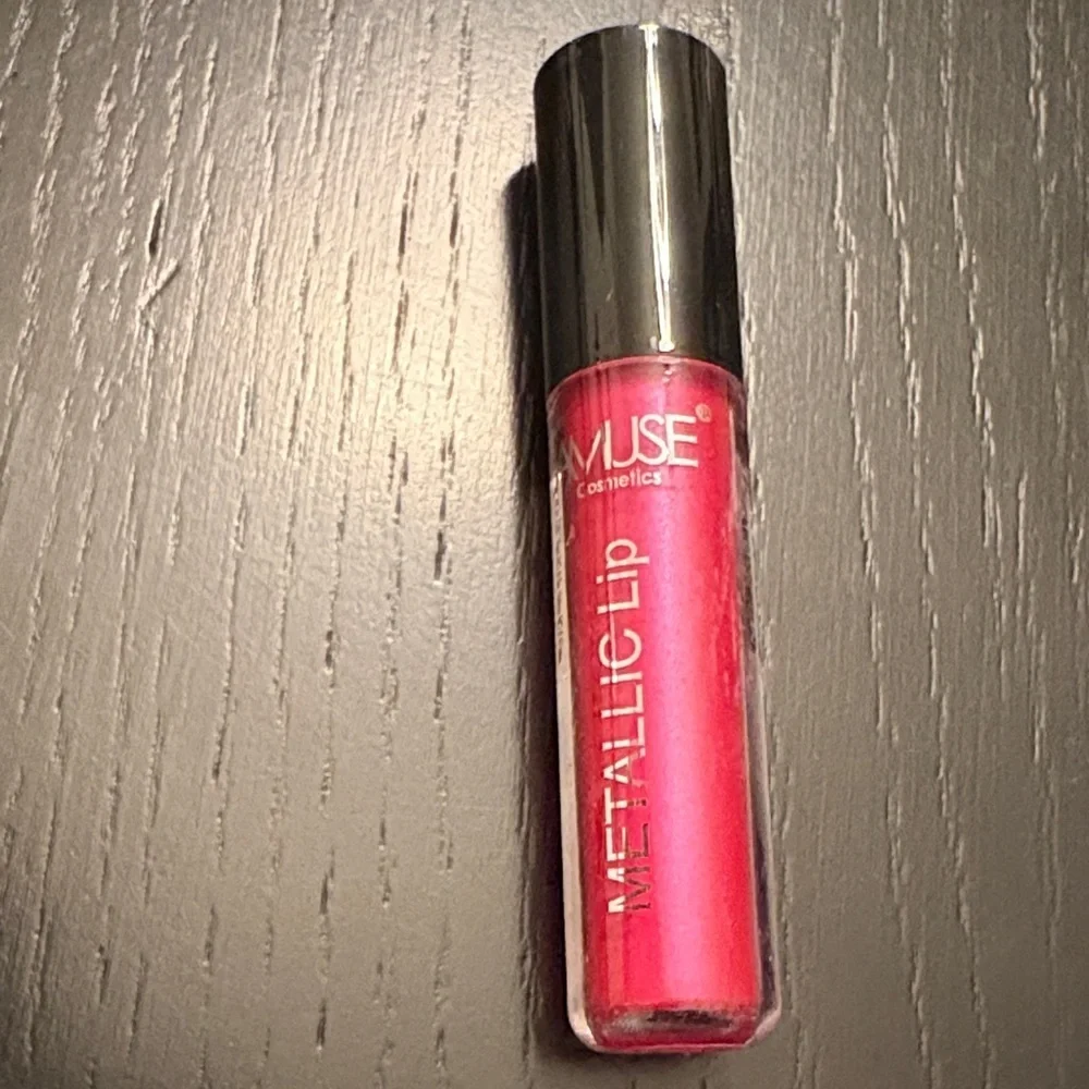 Metallic Lip Gloss - Radiant Pink